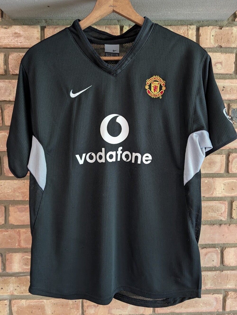 Nike Manchester United Vintage Football Soccer Vodafone Shirt Youth L